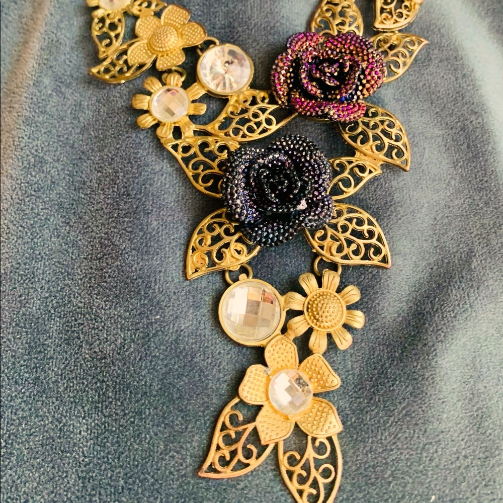 Beautiful floral statement necklace